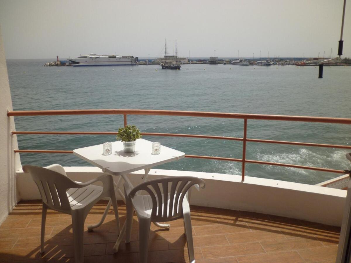 Cristianmar Apartment ลอส กริสเตียนอส ภายนอก รูปภาพ