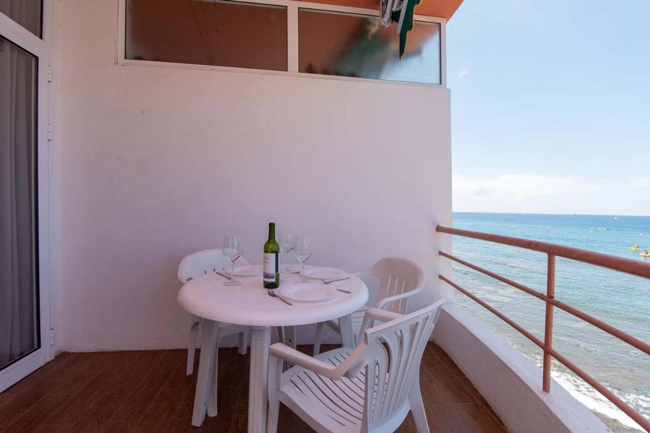Cristianmar Apartment ลอส กริสเตียนอส ภายนอก รูปภาพ
